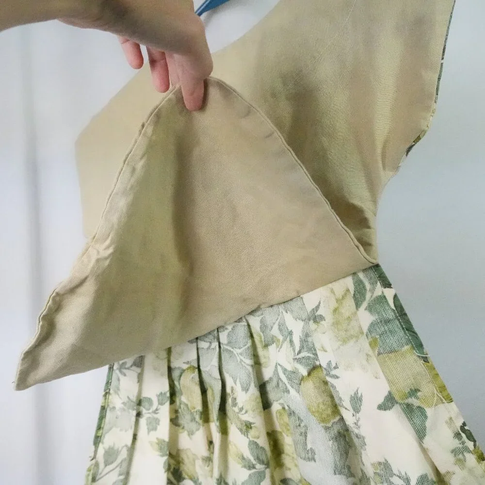 Fancy Hanging Bag for Clothes Pins Vintage Retro EUC Bag Holder 50's Style Dress